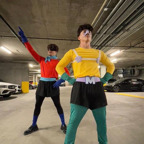 Mermaid Man And Barnacle Boy Costume, 2 Person Halloween Costumes, Mermaid Man And Barnacle Boy, Mermaid Man And Barnacle, Barnacle Boy, Boy Cosplay, Ondreaz Lopez, Matching Costume, Tony Lopez