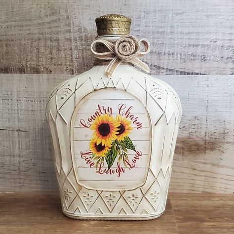 Wine Bottle Gifts, Sunflower Wedding Decor, Whiskey Bottle Crafts, Sunflower Floral Arrangements, Crown Royal Whiskey, Crown Royal Bottle, Sunflower Arrangement, Sunflower Wedding Decorations, Liquor Bottle Crafts