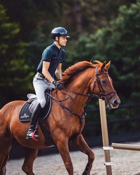 Male Equestrian Fashion, Male Horse Rider, Men With Horse, Men Horse Riding, Male Equestrian, Man Riding Horse, Matt Harnacke, Men's Equestrian, Horse And Human