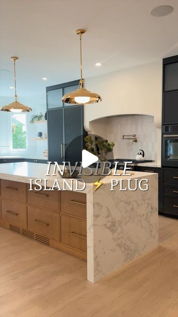 Caleb MacDonald on Instagram: "Invisible Island Plug ⚡️  #islanddesign #kitchenisland #kitchenislands #kitchenislanddesign #newmarketontario #newmarketmoms #newmarketrealestate #kingcityrealestate #yorkregionrealestate #auroraontario #auroramoms #kingcityontario #kingcitymoms #yorkregion #yorkregionmoms #barrieontario #barriemoms #stouffvilleontario #stouffville #vaughanmoms #vaughanontario" Waterfall Island Power Outlet, Stove Top In Island Kitchen, Stove Top In Island, Kitchen Island Outlet Ideas, Kitchen Island Electrical Outlets, Kitchen Island With Stove Top, Kitchen Island Outlets, Kitchen Island Outlet, Island Outlets