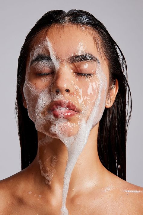 SURA on Twitter: "Shot by Ted Emmons for provence beauty. https://t.co/dADeUaOC5a" / Twitter Skincare Model Photography, Skincare Editorial, Provence Beauty, Skincare Model, Model Drawing, Beauty Skincare, Beauty Editorial, Model Photography, Provence