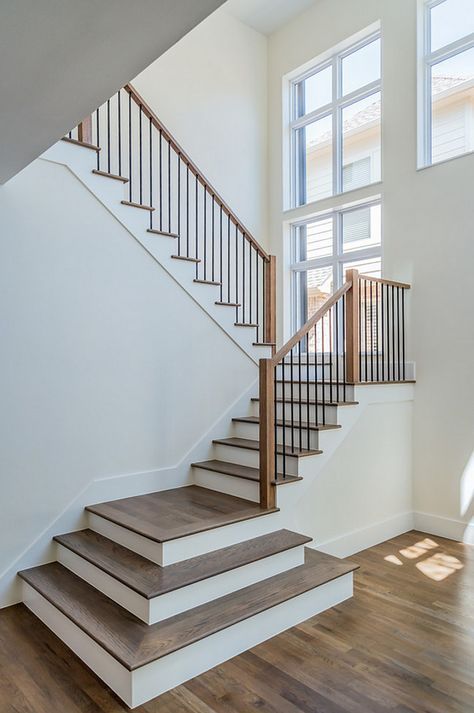 Open entry with white oak hardwood flooring and hardwood stair treads. Hardwood… درج السلم, Rustic Stairs, Modern Stair Railing, Open Stairs, White Stairs, Traditional Staircase, Hardwood Stairs, Diy Staircase, Iron Stair Railing