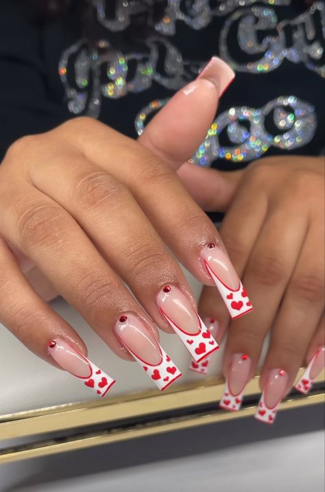 Valentines Nails Black Women, Valentines Day Nails Black Women, Valentines Nails Black, Valentines Nail Set, Nail Inspired, Adorable Nails, Valentines Idea, Nail Room, Short Square Acrylic Nails