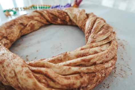 Simple Cinnamon Roll King Cake - The Southerly Magnolia Cinnamon Roll King Cake, King Cakes, King Cake Recipe, King Cake, Vegetarian Cheese, Cinnamon Roll, Cinnamon Rolls, Cake Recipe, The King