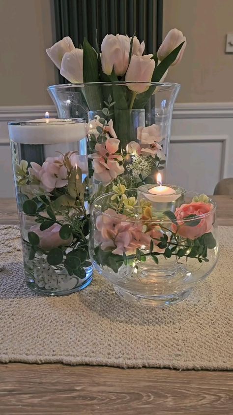 Flower Vase Ikea, Flowers In Round Vase, Vase In A Vase Centerpiece, Party Table Centrepiece Ideas, Simple And Cheap Wedding Centerpieces, Diy Wedding Centerpieces Elegant Spring, Glass Flower Vase Ideas Diy Centerpieces, Sage Green And Blush Pink Centerpieces, Diy Centre Pieces Wedding Elegant