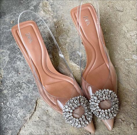 ‎مريم حسين‎ on Instagram: "Such pretty heels from @zara✨✨ Code: 2232/910" Pretty Heels, Heels Aesthetic, Zara Heels, Wedding Guest, Wedding Shoe, Zara, Heels, On Instagram, Quick Saves