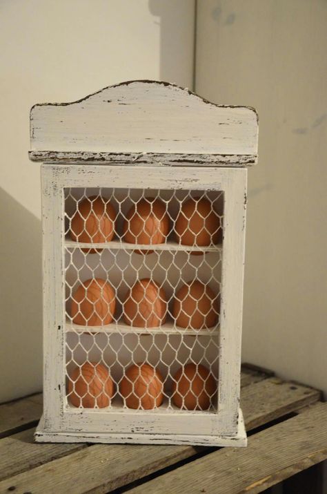 Egg Cabinet Diy, Egg Holder Countertop Diy, Wood Egg Cabinet, Wood Egg Holder, Egg Holder Wood, Vintage Shelf, Egg Storage, Chicken Wire, Egg Holder