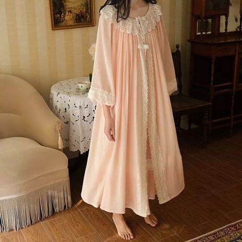 Nightwear Fashion, Victorian Lingerie, Princess Nightgowns, Robe Sleepwear, Cotton Dressing Gown, Gown Vintage, Round Neck Dresses, Lingerie Dress, Dressing Gown