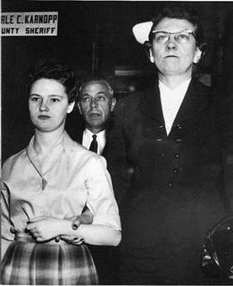 Caril was 13 at the time and he was 18. Though he was five years older than her, they were madly in love with each other. Charles Starkweather, Caril Ann Fugate, Funny Church Signs, Zodiac Killer, Church Signs, Lincoln Nebraska, Bonnie N Clyde, Young Life, Madly In Love