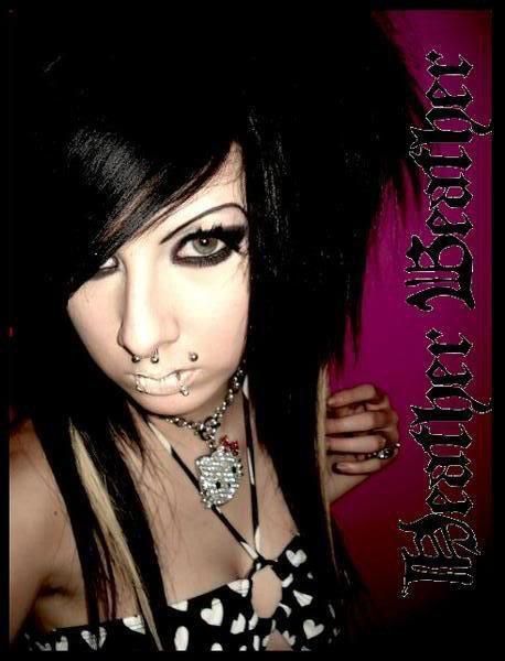 Scene Queen Hair, Emo Scene Girls, Emo Pictures, Emo People, 2000s Scene, Emo Teen, Scene Core, Scene Queens, Scene Outfits