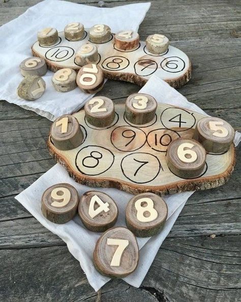 Outdoor Eyfs, Abordagem Reggio Emilia, Curiosity Approach Eyfs, Cookies Board, Slice Ideas, Number Cookies, Nature Classroom, Reggio Emilia Classroom, Number Learning