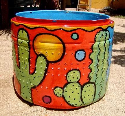 I love making garden art out of old washing machine drums. I turn them into colorful planter boxes! They pop with color and add fun to the garden! They are a colorful, whimsical addition to a garden. Here are photos of one of my washing machine drum art projects. The finished recycled washing machine drum turned into a colorful planter box! This is the old washing machine drum. I cleaned and scrubbed it out. I will use oil based paint to cover it with as that will withstand the out… Coffee Table Upcycle, Painted Trash Cans, Washer Drum, Holiday Mason Jar, Old Washing Machine, Recycled Garden Art, Washing Machine Drum, Garden Globes, Drums Art