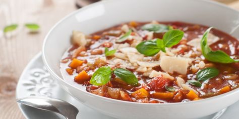 Minestrone Italian Minestrone Soup Recipe, Olive Garden Minestrone Soup, Chou Kale, Candida Diet Recipes, Minestrone Soup Recipe, Pasta E Fagioli, Candida Diet, Detox Soup, Minestrone Soup