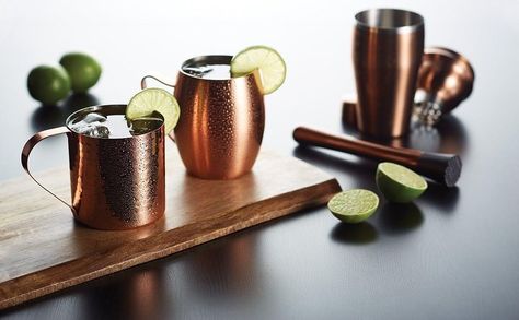 KitchenCraft on Instagram: “For those of you participating in Ginuary why not recreate this amazing bramble gin cocktail, not forgetting those who are preferring a dry…” Cocktail Muddler, Famous Cocktails, Copper Mug, Whiskey Tumbler, Gin Cocktails, Mulled Wine, Cocktail Making, Moscow Mule, Mint Julep