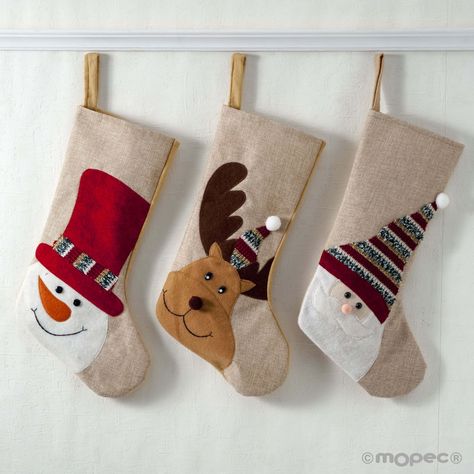 Diy Christmas Stockings, Christmas Gift Hampers, New Year Diy, Famous Characters, Christmas Stockings Diy, Felt Stocking, Diy Socks, Hanging Stockings, Xmas Stockings