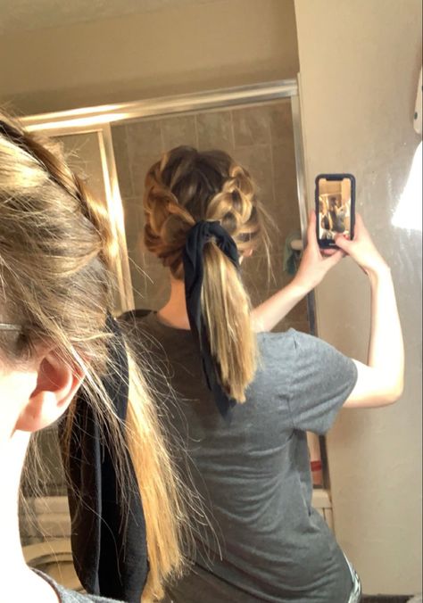 Pony With Ribbon, Sporty Ponytail, Braid Pony, Dutch Braid Ponytail, Double Dutch Braid, Braided Pony, Double Dutch, French Braids, Dutch Braid