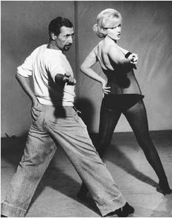 Marilyn Monroe and her dance coach, Jack Cole Fosse Dance, Jack Cole, Dance Coach, Lets Make Love, Marilyn Monroe Art, Joe Dimaggio, Marilyn Monroe Photos, Make Love, Norma Jean