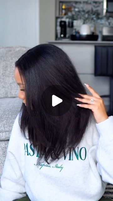 jai ♡ on Instagram: "Let me tell you… having fine, natural hair has its perks ( very few perks…) but sometimes a few clip-ins are necessary.  . seamless yaki clip-ins @betterlength  . . . #clipins #seamlessclipins #naturalhair #finehair #finenaturalhair #betterlength #silkpress #4chair #protectivestyles #hairinspo #hairinfluencer #stamfordct" Jai Marii, Straight Clip Ins, 3b Hair, Fine Natural Hair, Yaki Hair, Scrub Corpo, Layered Short, Silk Press, Short Bob Haircuts