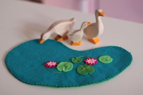 IMG_0821 Felt Play Mat Diy, Felt Duck, Play Mat Diy, Hoops And Yoyo, Felt Play Mat, Waldorf Crafts, Duck Pond, Small World Play, Play Mats