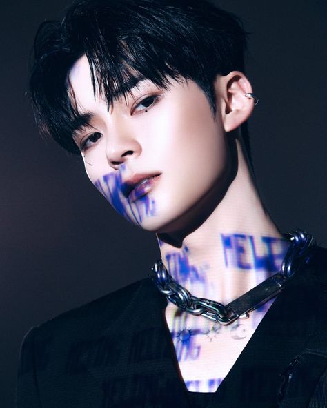 Mma 2019, Ricky Kim, Kpop Profiles, How To Speak Korean, Sung Hanbin, Jellyfish Entertainment, Concept Photos, Melting Point, Kissable Lips