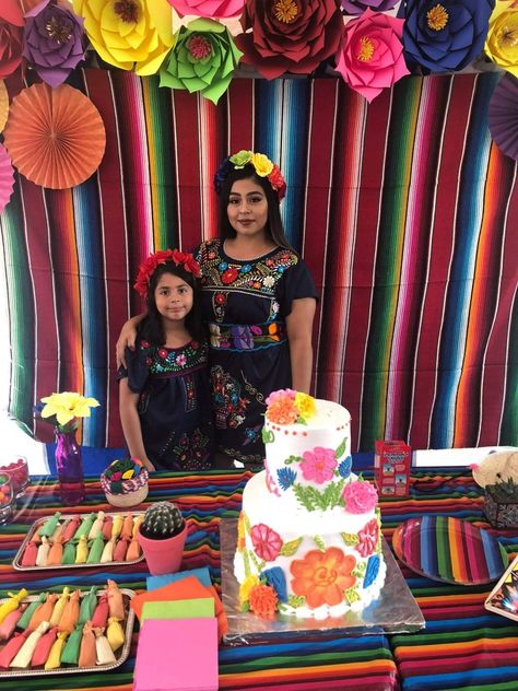 50th Birthday Ideas For Women, Frida Party, 50th Birthday Ideas, Birthday Ideas For Women, Mexican Party Favors, Mexican Fiesta Birthday Party, Mexican Theme Party Decorations, Moms 60th, Mexican Baby Shower