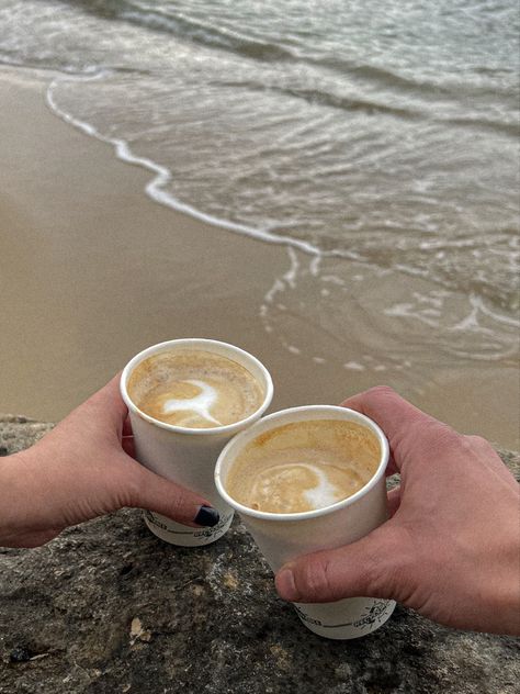 Coffee On The Beach Aesthetic, Beach Weekend Aesthetic, Coffee Shop On The Beach, Beach Coffee Aesthetic, Cari Core, Beach Coffee Shop Aesthetic, Coffee Beach Aesthetic, Coffee By The Beach, Beach Coffee Shop