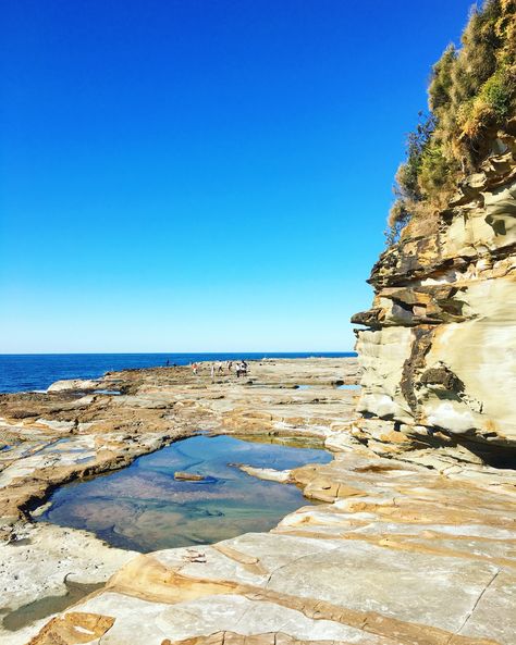 Wish I was here today 💙 Avoca Beach, Central Coast NSW Australia. Beach and rockpool heaven! [©Tiny Giraffe] Caravaning Australia, Avoca Beach, Gcse Textiles, Australia Beach, I Was Here, Australian Landscape, Nsw Australia, Rock Pools, Central Coast