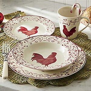 Country red rooster dinnerware from seventh avenue Rooster Kitchen Decor, Rooster Plates, Chicken Kitchen, Country Rooster, Rooster Kitchen, Rooster Decor, Country Door, Chicken Decor, Red Rooster