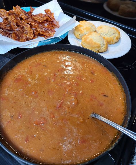 Sausage And Tomato Gravy, Southern Tomato Gravy, What To Do With Bacon Grease, Bacon Grease Recipes, Tomato Gravy Recipe Southern Easy, Tomato Gravy Recipe Southern, Creamsicle Fudge Recipe, Old Southern Recipes, Homemade Summer Sausage