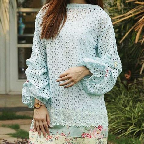 farida hassan Chicken Material Dress Pattern, Pakistani Casual Dresses, Pakistani Wear, Kameez Designs, Chicken Shirt, Pakistani Fashion Casual, Fashion Terms, Pakistani Wedding Outfits, Material Dress