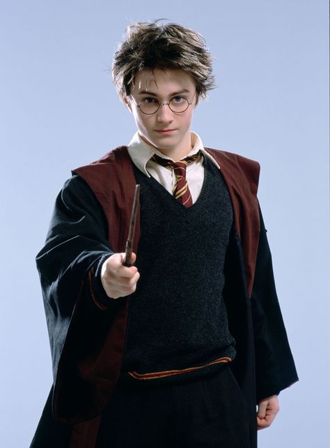 Harry Potter | 3rd Year Imprimibles Harry Potter, Harry Potter Wiki, Stile Harry Potter, Daniel Radcliffe Harry Potter, Harry Potter Cosplay, Buku Harry Potter, The Prisoner Of Azkaban, Harry Potter Costume, Harry James