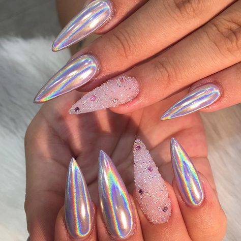 See this Instagram photo by @toplinenails • 303 likes Holographic Nail Designs, Nail Designs Pictures, Chrome Mirror, Beautiful Nail Designs, Holographic Nails, Simple Nail Designs, Fancy Nails, Chrome Nails, Powder Nails