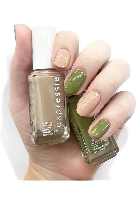 essie quick-dry nail polish, Expressie Earthy Energy Kit, beige and olive green, 8-free vegan, 1 kit Popular Nail Colors, Quick Dry Nail Polish, Dry Nails Quick, Nail Color Trends, Best Nail Polish, Popular Nails, Womens Nails, Nail Polish Colors, Nail Lacquer