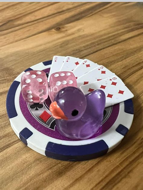 Duck Things, Cruise Ducks, Duck Ideas, Dark Core, Duck Crafts, Senior Stuff, Aesthetic Accessories, Rhinestone Projects, Magnet Crafts