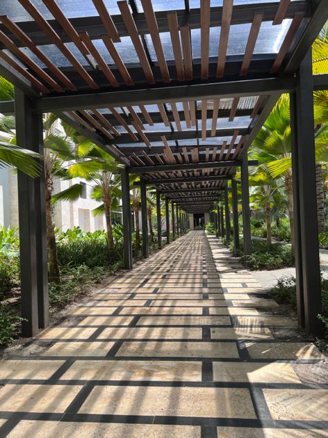 Covered Pathways Architecture, Restaurant Landscape Design Plan, Covered Walkway Architecture, Sala Cafe, Entry Statement, Pergola Walkway, Joglo Modern, Ramps Architecture, Parking Building