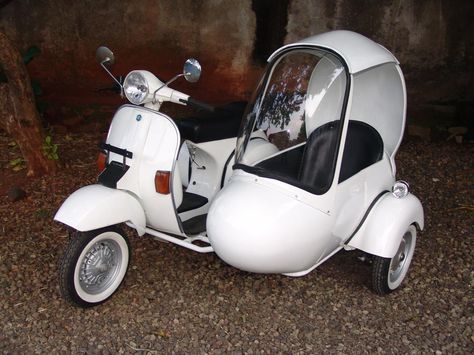 Vespa Excel 150, Vespa Excel, Piaggio Scooter, Scooters Vespa, Classic Scooter, Chip Foose, Cars Bmw, Motorcycle Sidecar, Moto Scooter