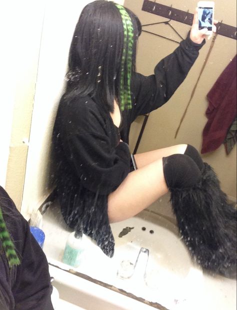 #grunge #racoontailhair Racoon Tail Hair, Midnight Black Hair, Tail Hair, Make Up Inspo, Scene Emo, Racoon, Color Inspo, Hair Inspo Color, Fitness Inspo