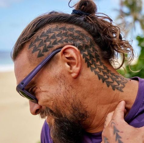 Mohican Haircut, Jason Momoa Hair, Viking Haircut, Native American Actors, Beard Hairstyle, Men Haircut Styles, Dad Fashion, Full Throttle, Jason Momoa