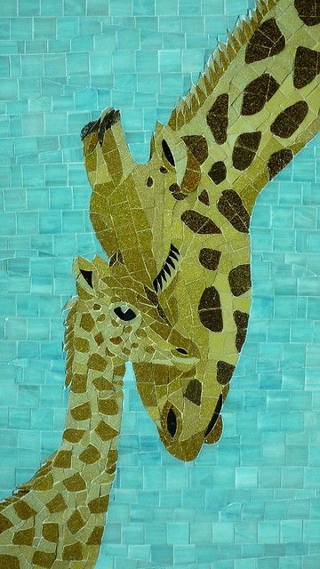 Giraffe mosaic | Flickr - Photo Sharing! Mosaics Art, Mosaic Tray, Mosaic Animals, Mosaic Inlay, Photo Mosaic, Mosaic Ideas, All About Animals, Stained Glass Projects, Glass Animals