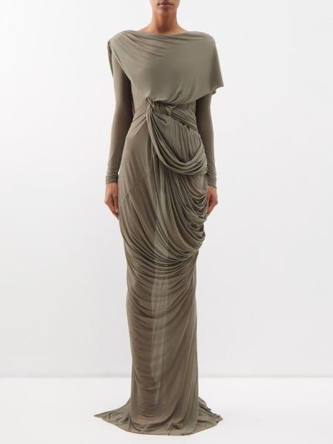 Rick Owens plays with volume for this taupe-beige Branch dress, made from jersey with a knotted front to form a draped panel and floor-pooling silhouette. Knit Draping, Drape Clothing, Jersey Draping, Rick Owens Dress, Deconstructivism, Organic Fashion, Conceptual Fashion, Jersey Knit Dress, Jersey Skirt