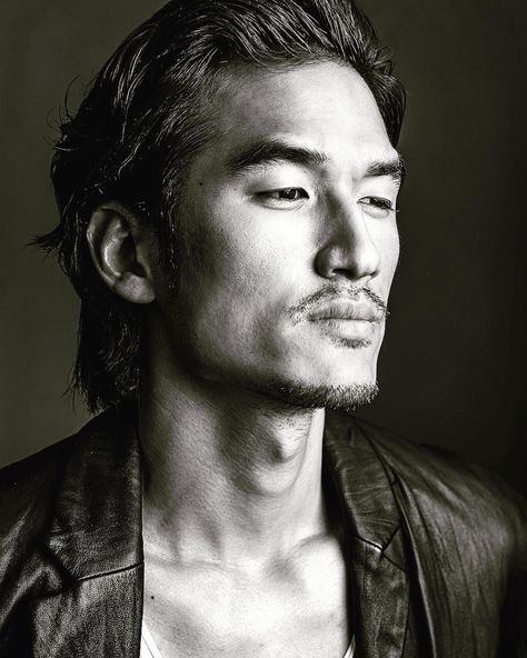 21 Fine-As-Hell Asian Men Who Will Make You Swoon And Then Some Mood Night, Men's Portrait Photography, Aaliyah Pictures, Male Model Face, Asian Male Model, Viking Beard, Handsome Asian Men, Unique Faces, Human Reference