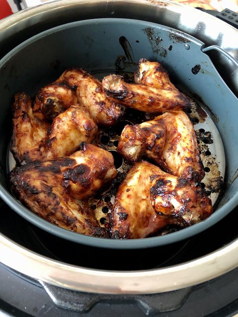 Cook Chicken In Instant Pot, Chicken Wings In Instant Pot, Wings In Instant Pot, How To Cook Wings, Chicken In Instant Pot, Instant Pot Duo Crisp, Easy Chicken Wings, Air Fry Chicken Wings, Chicken Shawarma Recipe