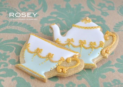 Teacup Cookies, Tea Party Cookies, Tea Cup Cookies, Teapot Cookies, Tea Party Food, Tea Cookies, Vintage Ideas, Afternoon Tea Parties, Pretty Cookies