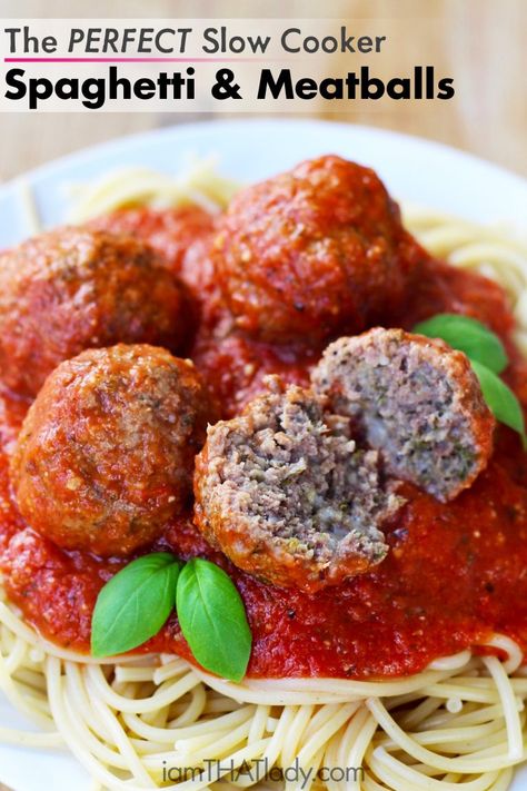 Slow Cooker Meatballs Slow Cooker Spaghetti And Meatballs, Crockpot Spaghetti, Slow Cooker Spaghetti, Turkey Meatball Recipe, Spaghetti Sauce Recipe, Homemade Spaghetti Sauce, Slow Cooker Meatballs, Homemade Spaghetti, Dump Meals