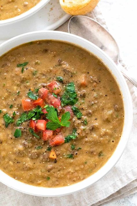 Craving a warm bowl of lentil soup? This nutritious Mediterranean-style recipe is easy to make and has amazing flavor with a nice contrast in texture. #lentilsoup #mediterranean #soup Blended Soup Recipes, Blended Soup, Pizza Soup Recipe, Blender Soup, Black Bean Soup Recipe, Creamy Chicken Enchiladas, French Lentils, Pureed Soup, Lentil Soup Recipes