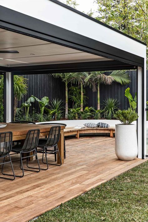 Home Tour: Step Inside Beautiful Gerringong Accommodation The Pause | Sitchu Australia Deck And Patio Ideas, The Pause, Alfresco Area, Raised Planter, Have Inspiration, Backyard Inspo, Outdoor Entertaining Area, Backyard Garden Design, Backyard Patio Designs