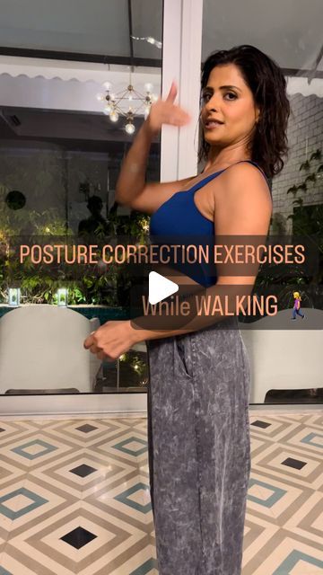 Yogini and Lifestyle Influencer on Instagram: "How to STOP Walking Hunched Over!! Fix HUNCHBACK POSTURE while WALKING with these effective exercises 🦋  For #YogaWithSunaina head over to Link In Bio 💙  #PostureCorrection #HunchbackPosture #WalkingExercises" How To Get Rid Of Hunchback, How To Fix Posture, Hunchback Exercises, Fix Hunchback, Hunchback Posture, Forward Head Posture Correction, Posture Training, Walking Posture, Posture Correction Exercises