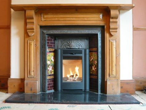 The Contura I4 Classic inset fire fits really well with this Victorian surround. Installed by Kernow Fires in Cornwall.  #contura #stove #inset #fire #log #burner #multifuel #victorian #wood #surround #mantle #fireplace #kernowfires #wadebridge #redruth #cornwall Contura Stove, Kevin Office, Mantle Wood, Redruth Cornwall, Victorian Terrace Interior, Edwardian Fireplace, Wood Burner Fireplace, Wood Burning Stoves Living Room, Fire Ideas