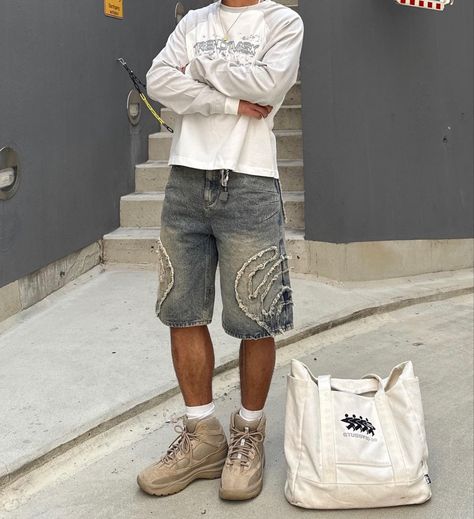 Hot Weather Outfits Men, Hot Weather Outfits, Skater Outfits, Vice City, Summer 25, Streetwear Fits, Fit Ideas, Outfit Goals, Teenage Fashion Outfits