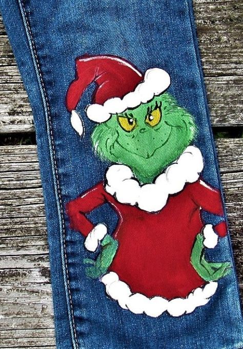 Grinch Jeans Diy, Christmas Jeans Diy, Painted Shirts Ideas, Grinch Jeans, Lilly Drawing, Christmas Jeans, Handpainted Jeans, Jeans Painting, Denim Painting